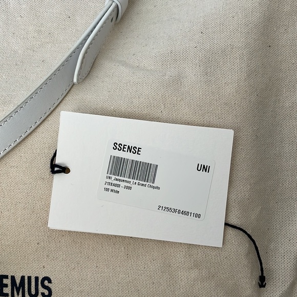 Jacquemus Le Grand Chiquito white La Montagne O/S - Picture 2 of 11